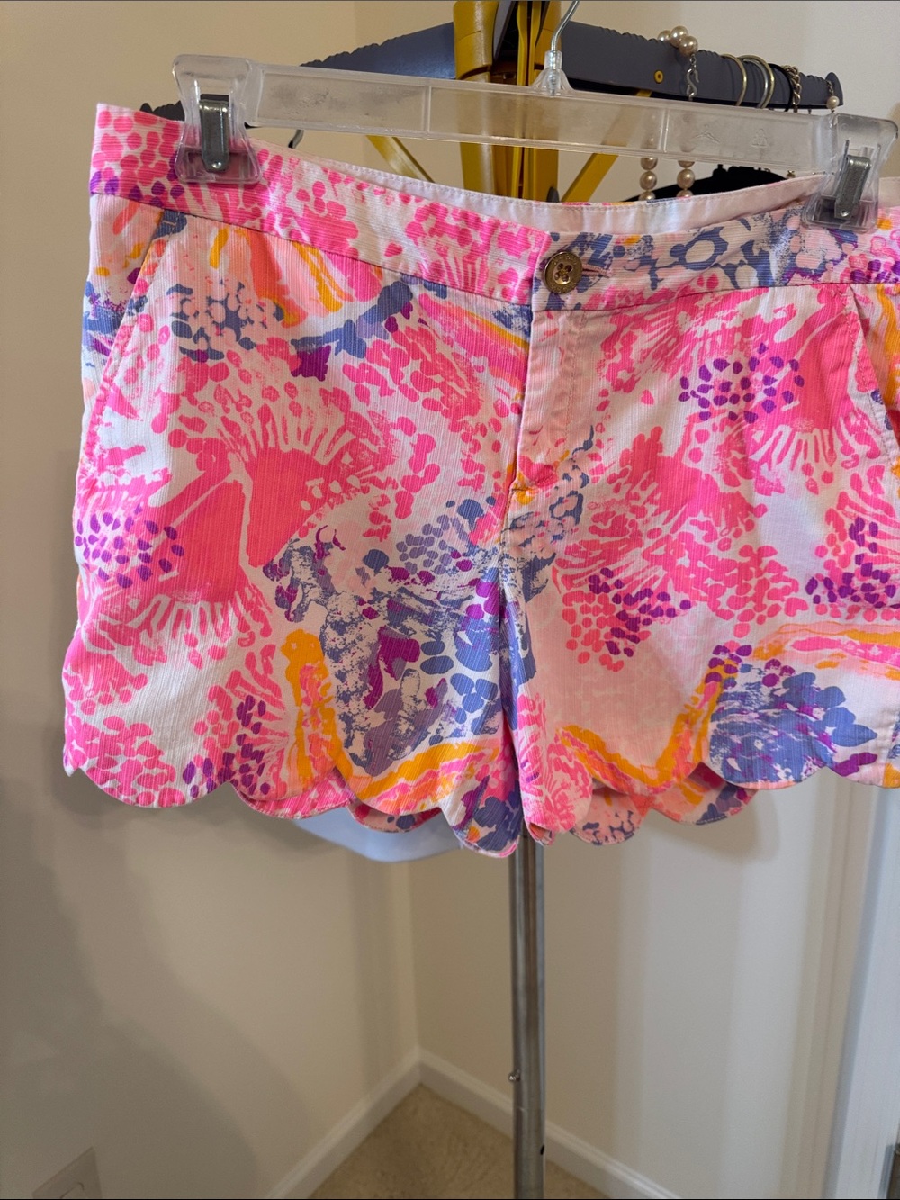 Lilly Pulitzer Pink Multicolor Scallop Hem High-Waist Shorts